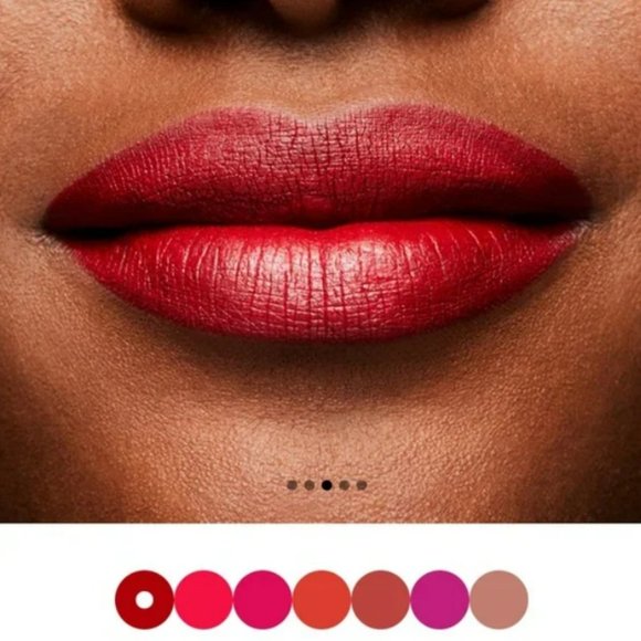 MAC Cosmetics Long-Wear Retro Matte Lipstick in Ruby Woo 707 - NWT/NIB - Picture 3 of 17